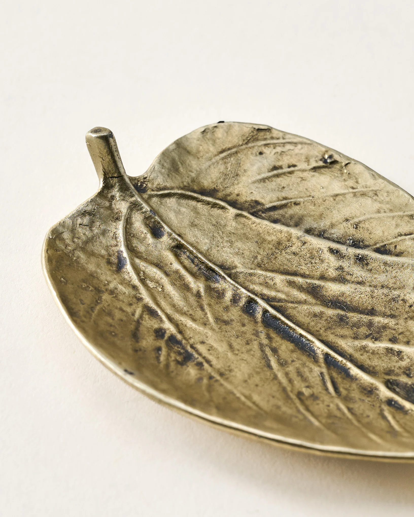 Brass Leaf Trinket Dish - Image 4
