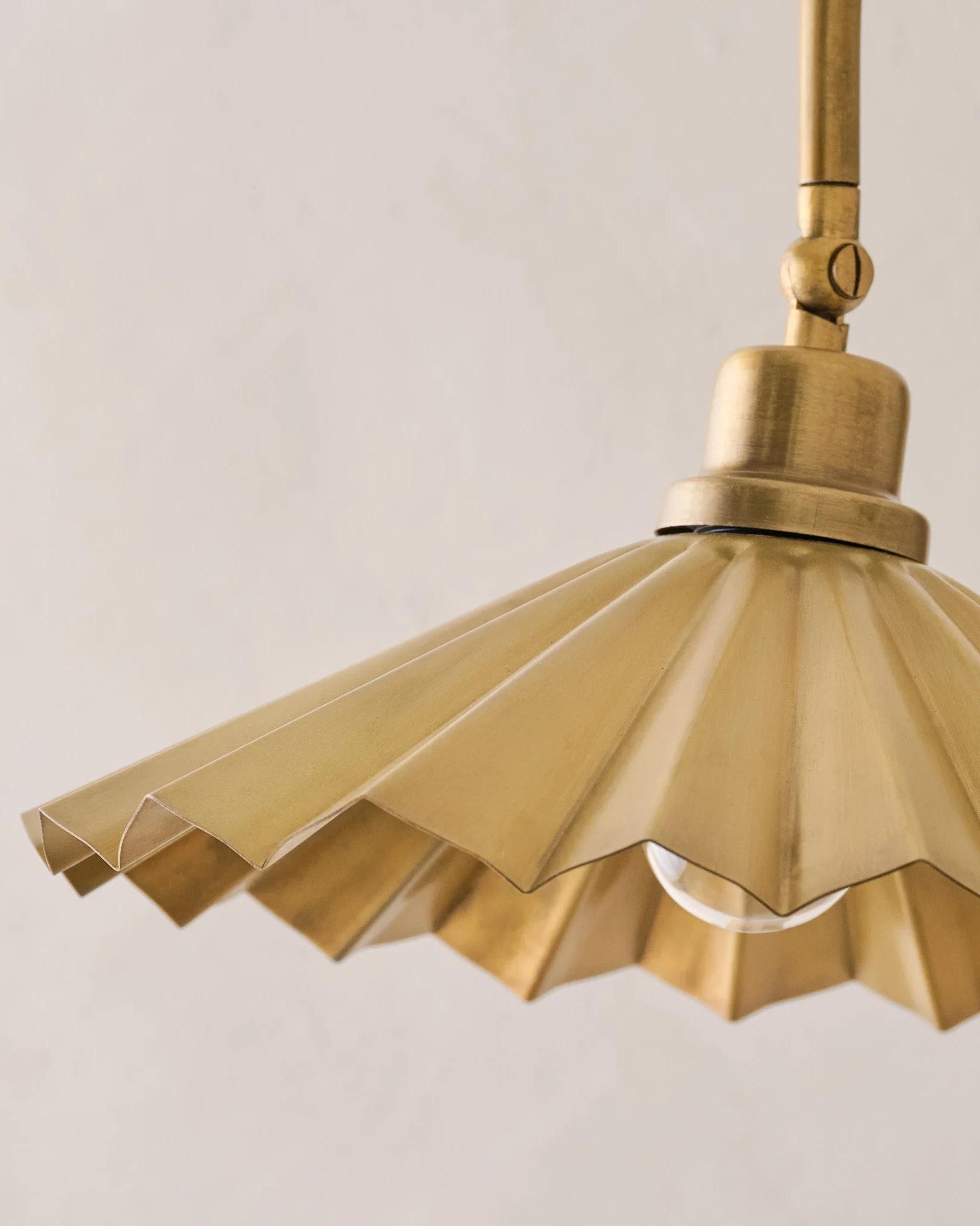Brass Pleat Plug-in Sconce - Image 3