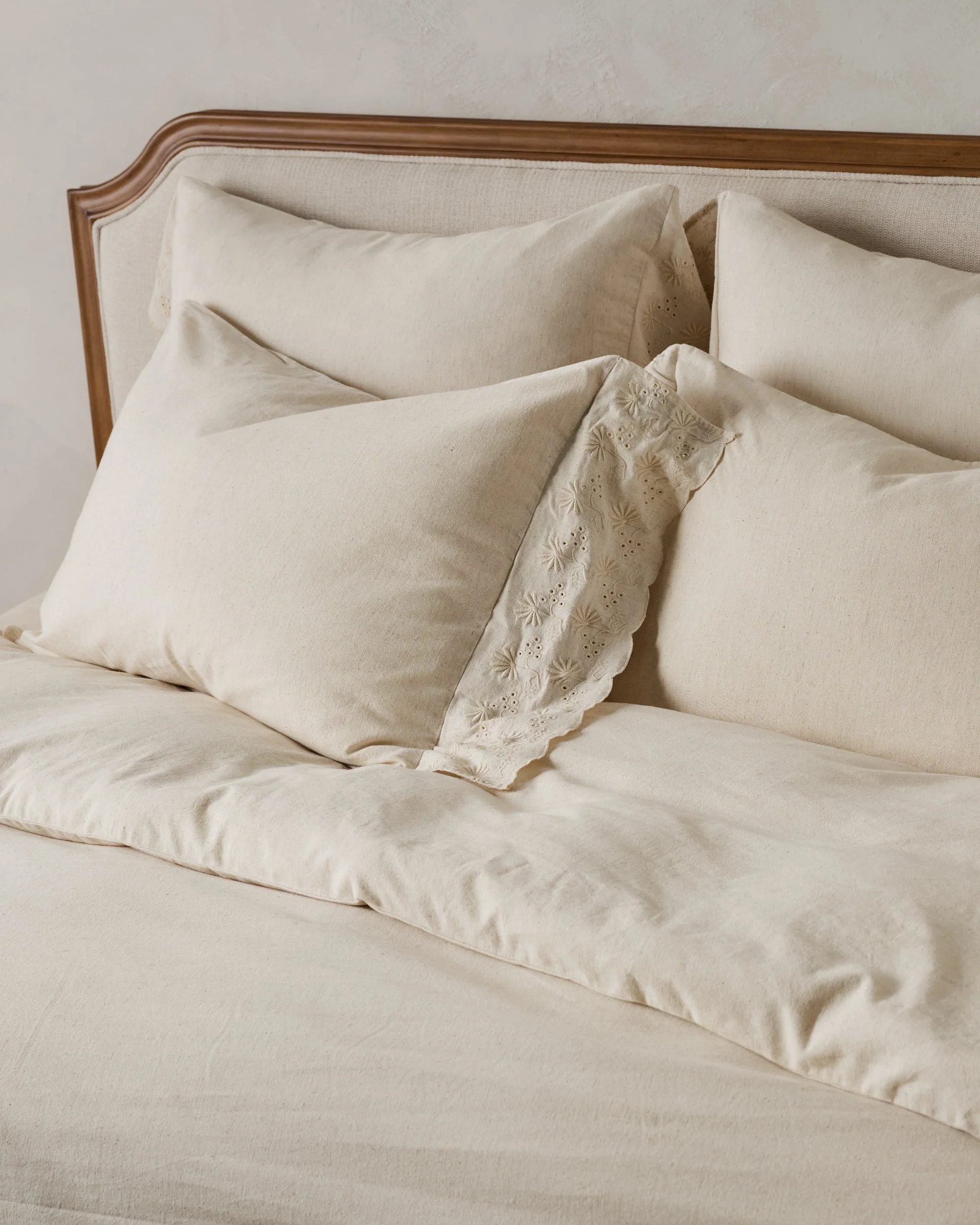 Clara Eyelet Flange Sham - Image 6