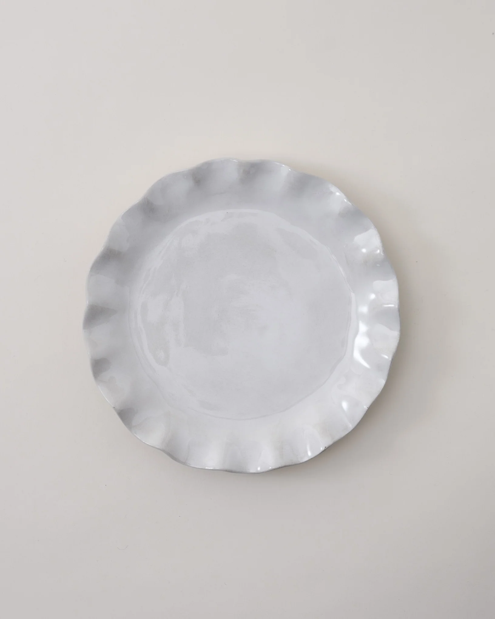 Cream Organic Ruffle Edge Plate - Image 3