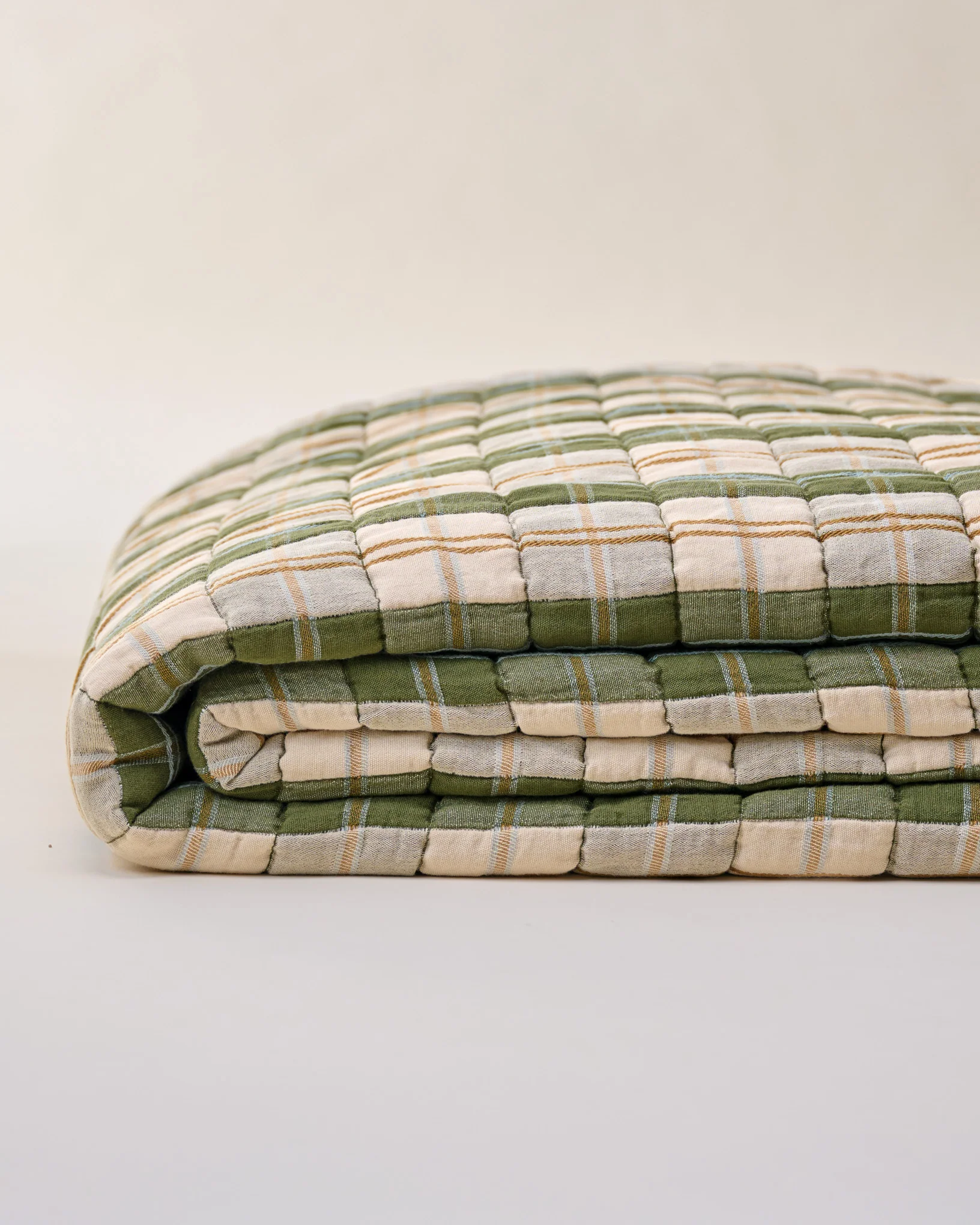 Everett Plaid Quilt