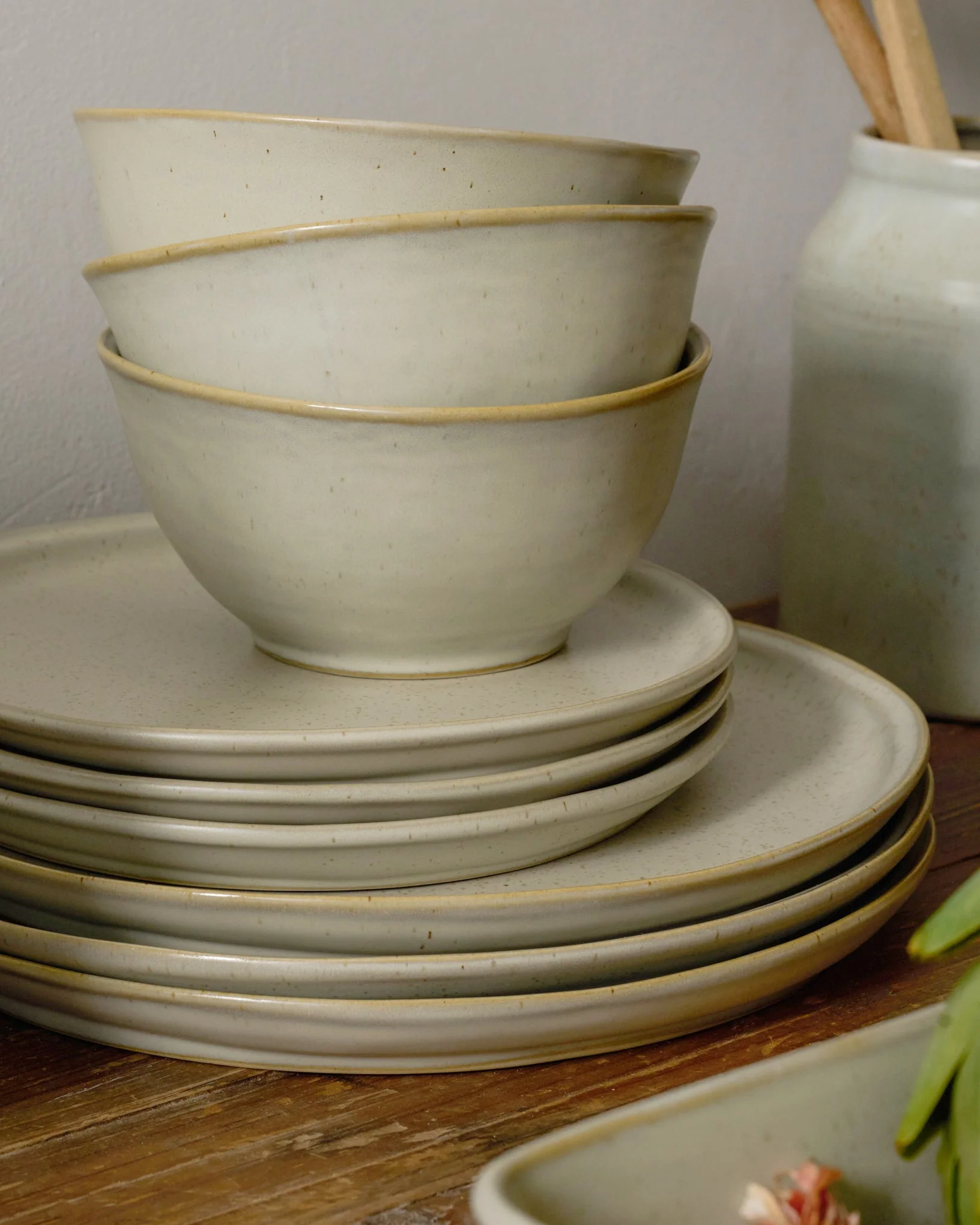 French Grey Plate - Image 4