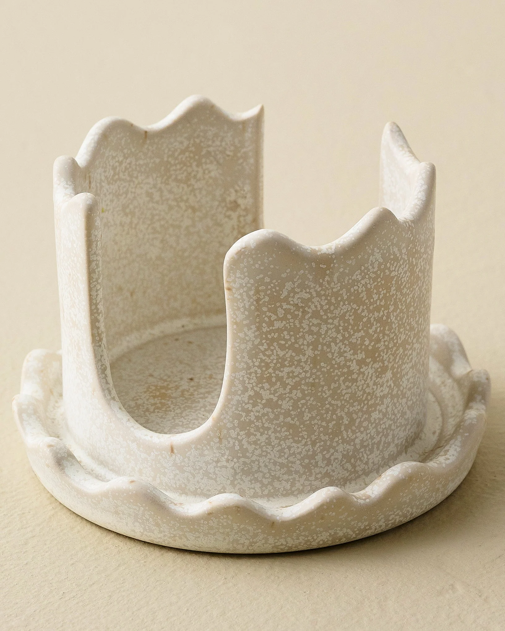 French White Sponge Keeper - Image 2