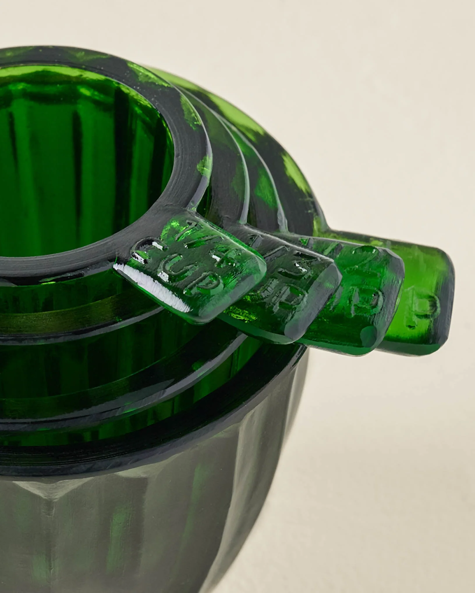 Green Glass Measuring Cup Set - Image 2