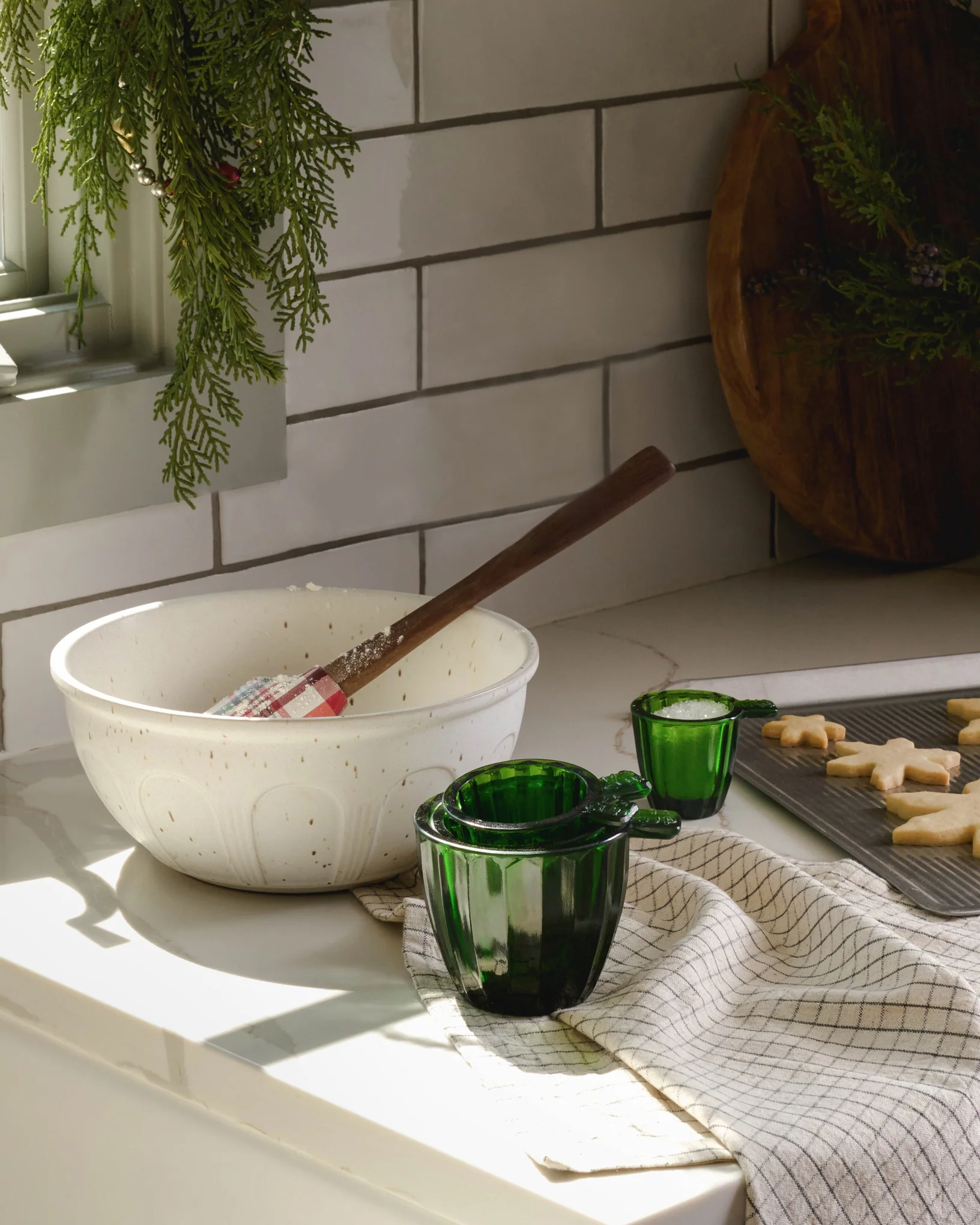 Green Glass Measuring Cup Set - Image 4