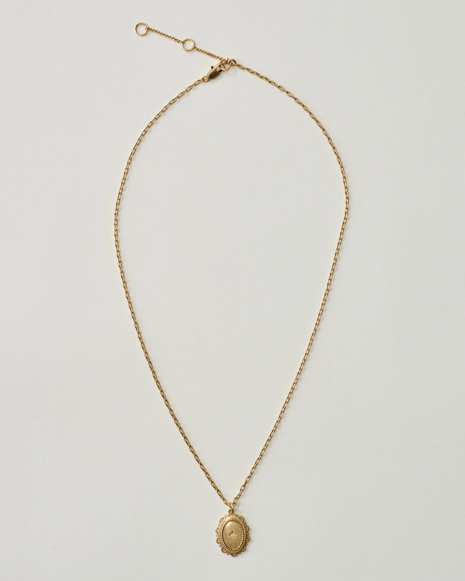 Magnolia Starburst Scalloped Pendant Necklace - Image 3