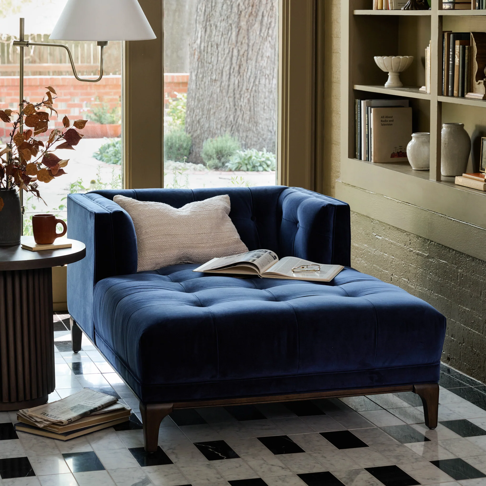 Paulo End Table - Image 9