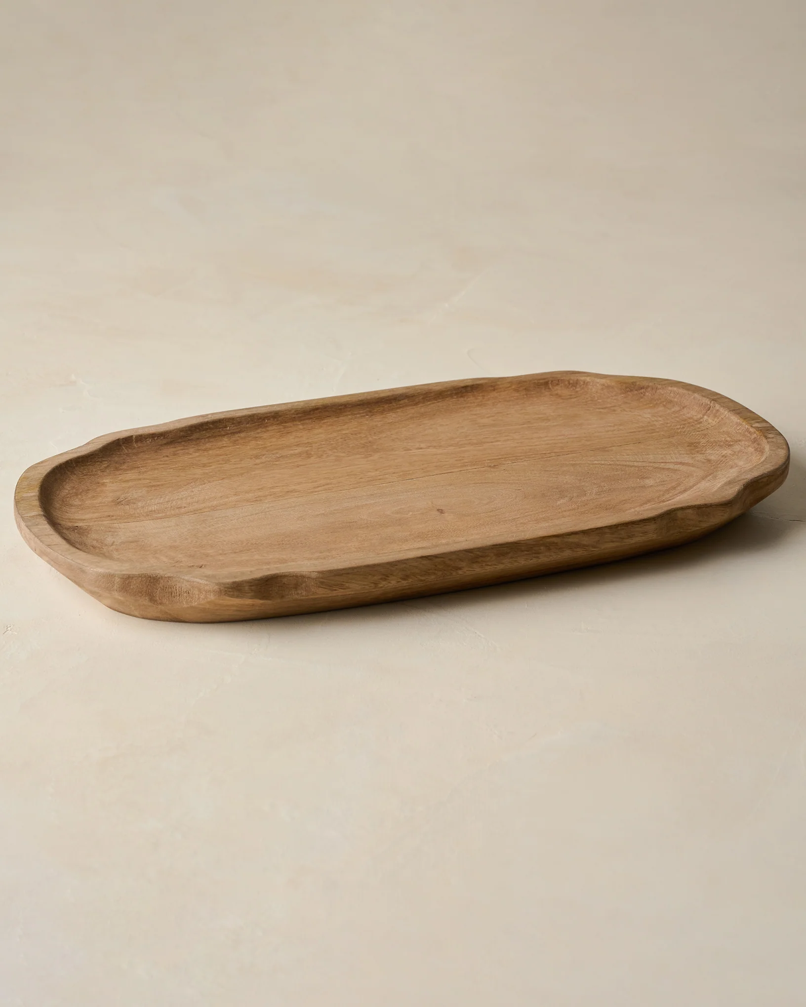 Small Brigitte Fluted Edge Wood Tray - Image 2