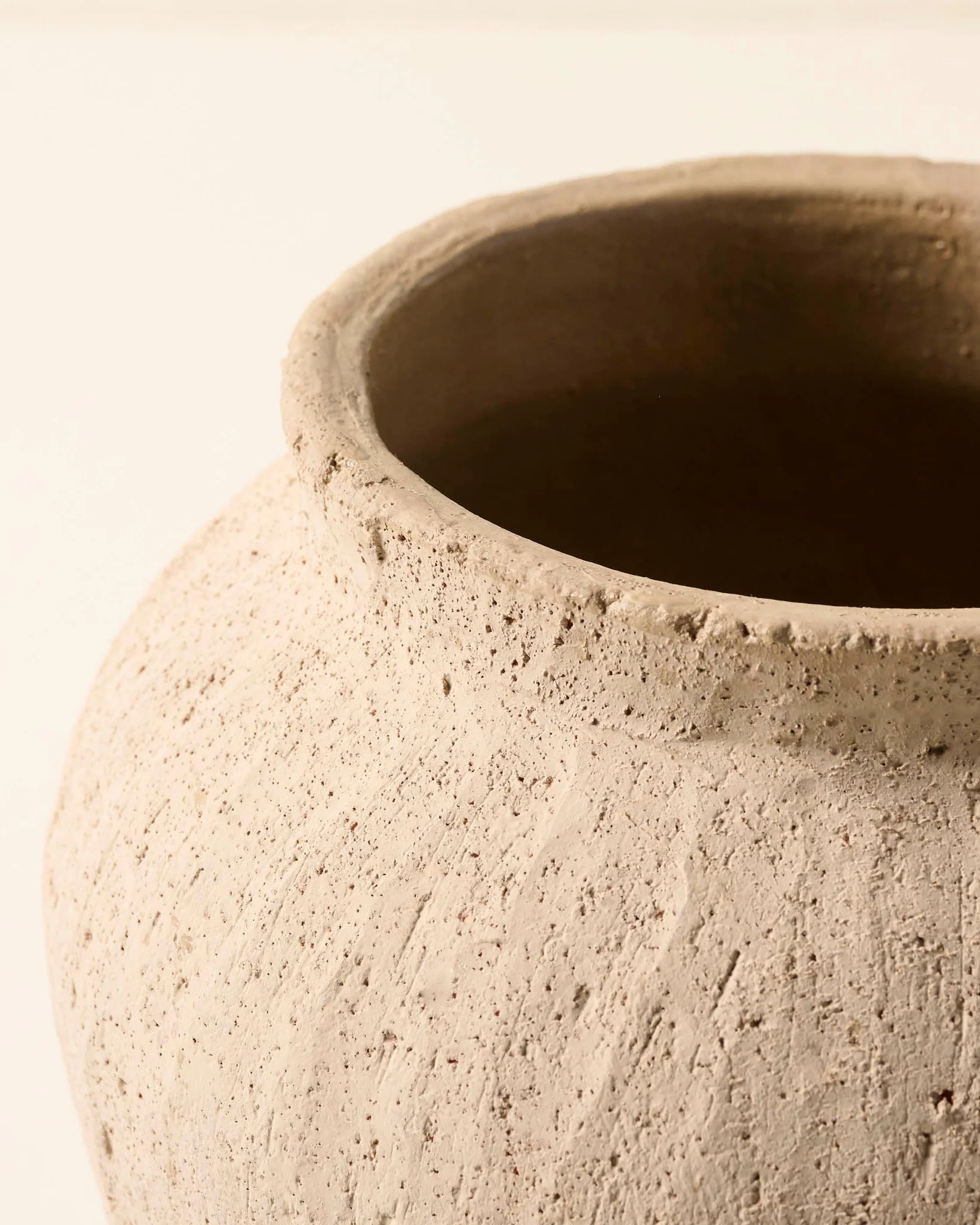 Small Textured Adrienne Vase - Image 9