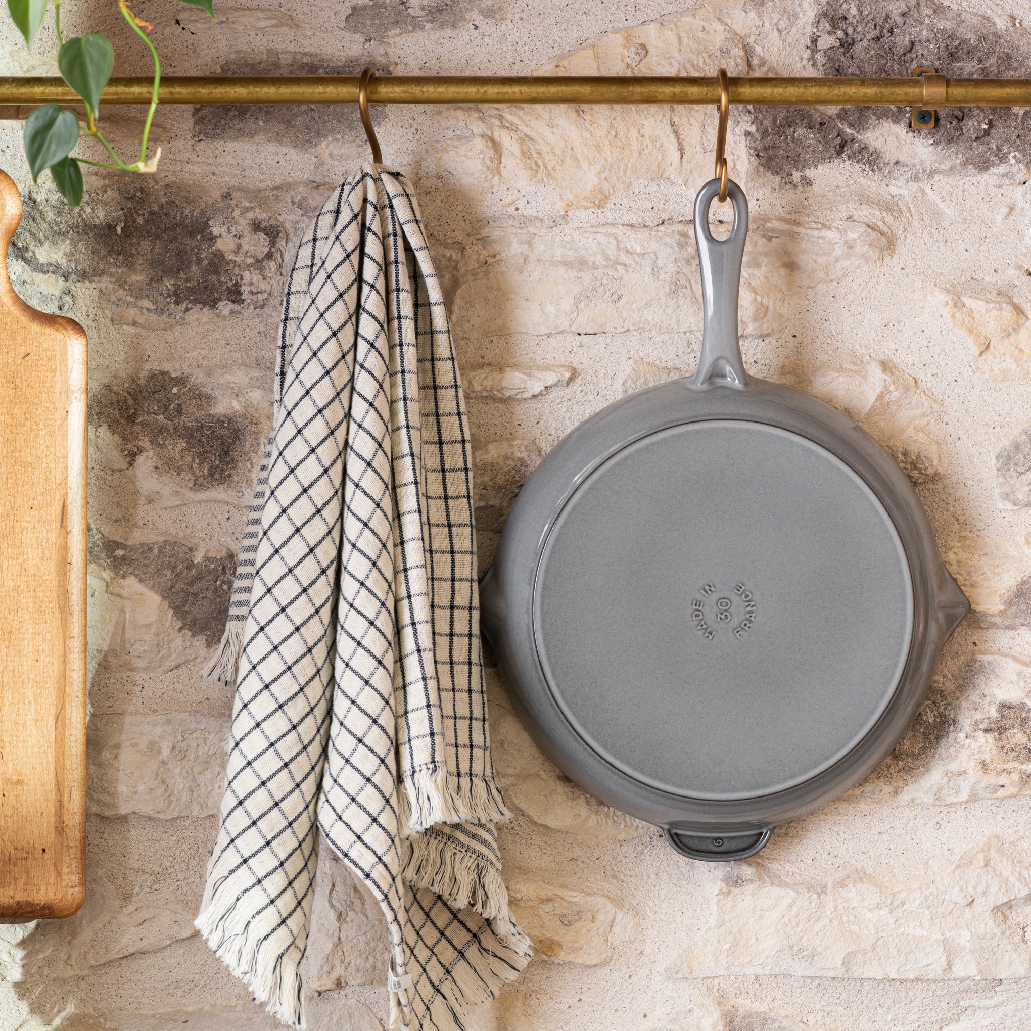 Staub 12 In. Frying Pan - Image 2
