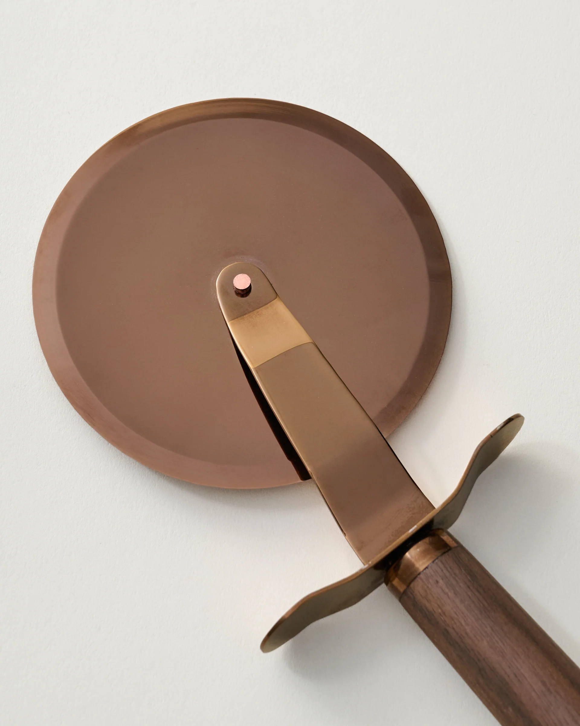 The Gristmill Collection Walnut Handle Pizza Cutter - Image 2