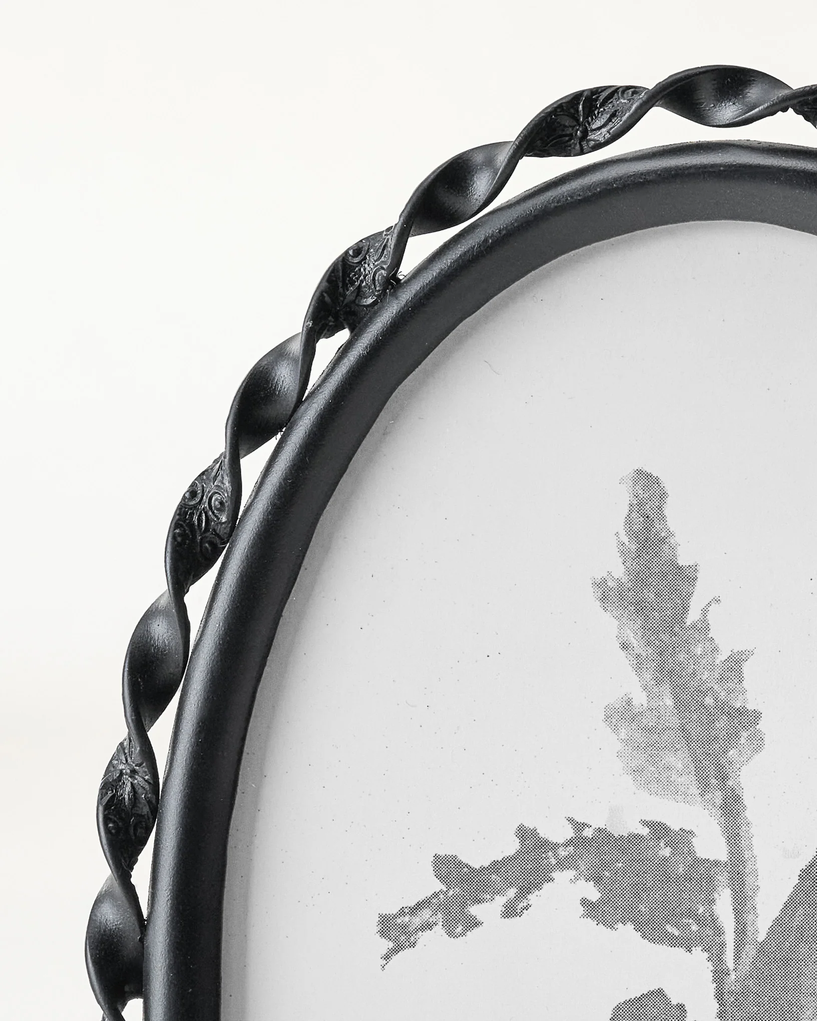 Twisted Metal Photo Frame - Image 2