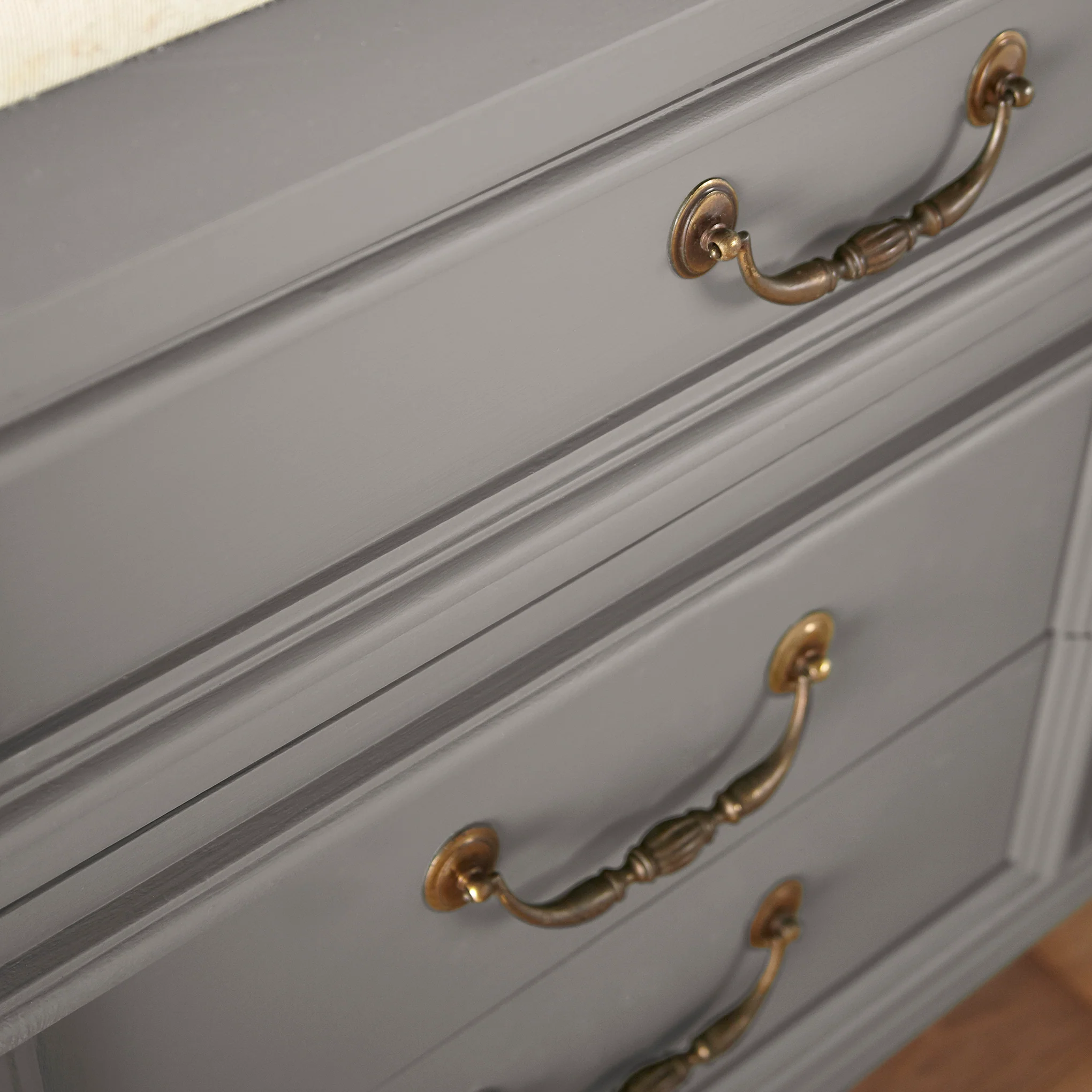 Wooden Palette - Trim, Door + Cabinetry Paint - Image 5